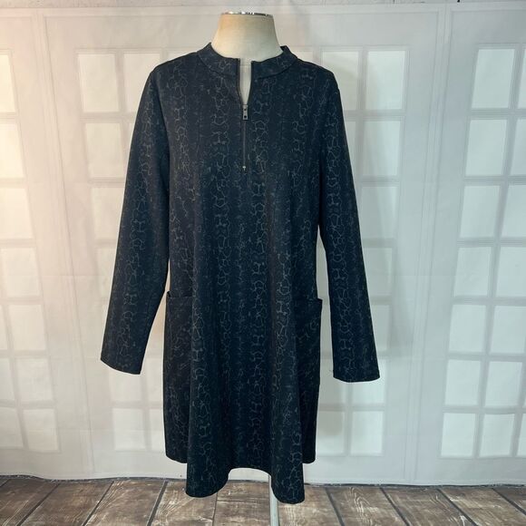 Ruti Black Long Sleeve Zip Neckline Casual Shift Dress With Pockets Size 1 or s/ - Picture 1 of 13